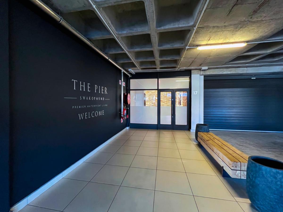 The Pier No. 7 Apartment Суакопмунд Екстериор снимка